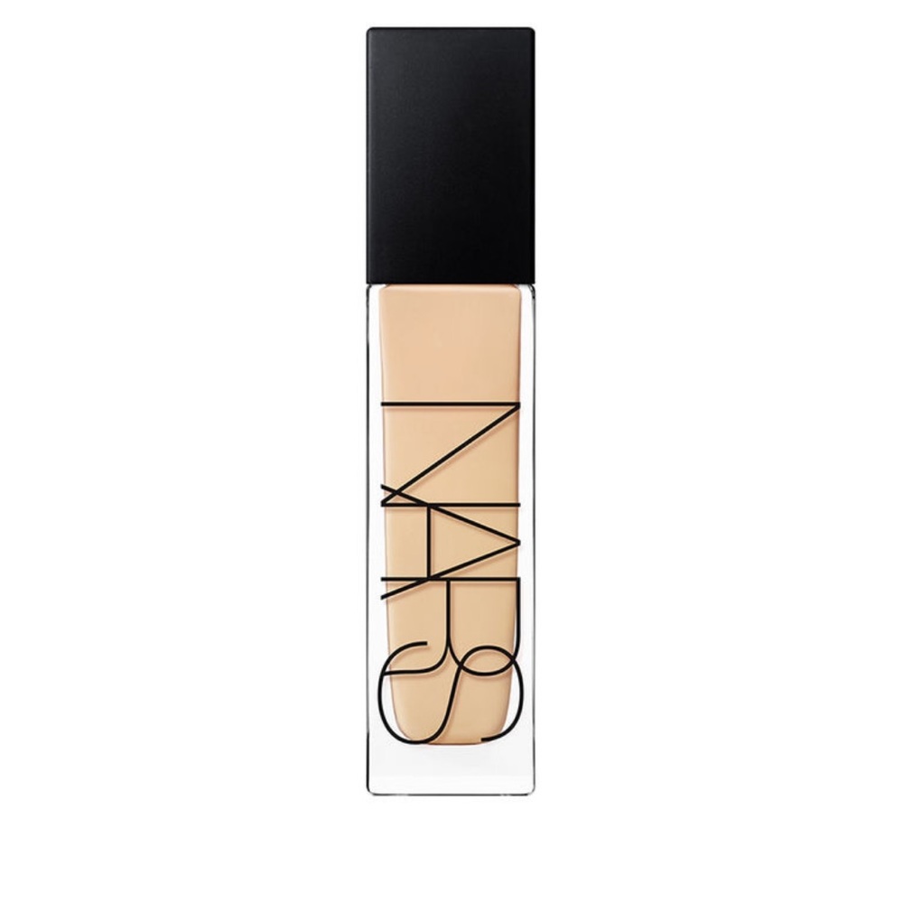 NARS NATURAL RADIANT FOUNDATION IN DEAUVILLE!!